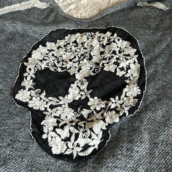 iner Sugar Skull Day of the Dead Halloween Lace Top Size Medium T-Shirt - Picture 3 of 8